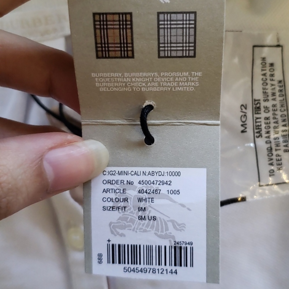 6 Months Burberry Dress - Picture 5 of 8